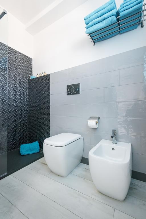 Appartement Attico Del Duomo à Modène Extérieur photo